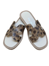 Papuci Piele Naturala Hava Animal Print - Dolly Shoes
