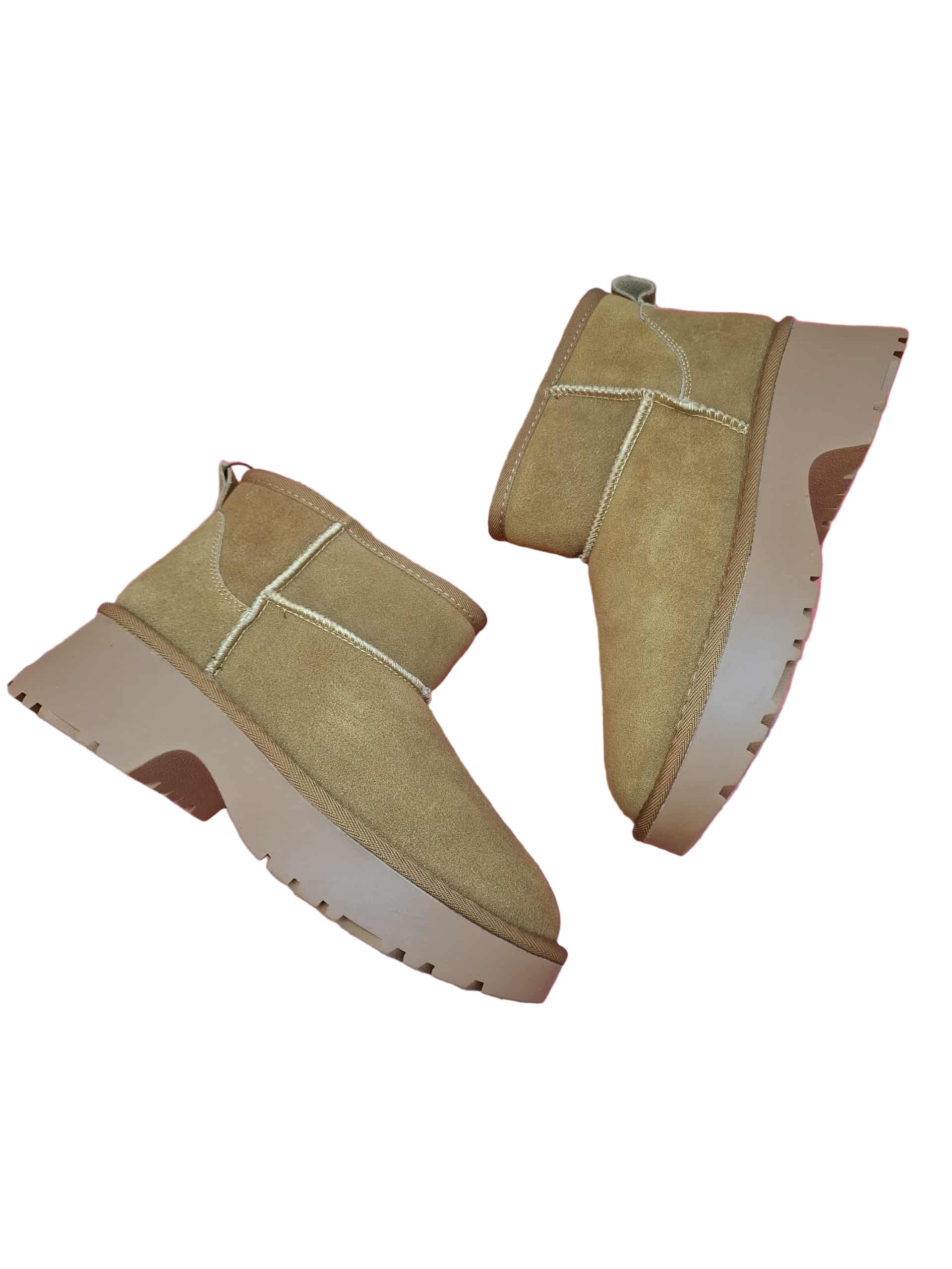 Ghete Tip UGG Solo Soprani Lea Suede 21 Camel