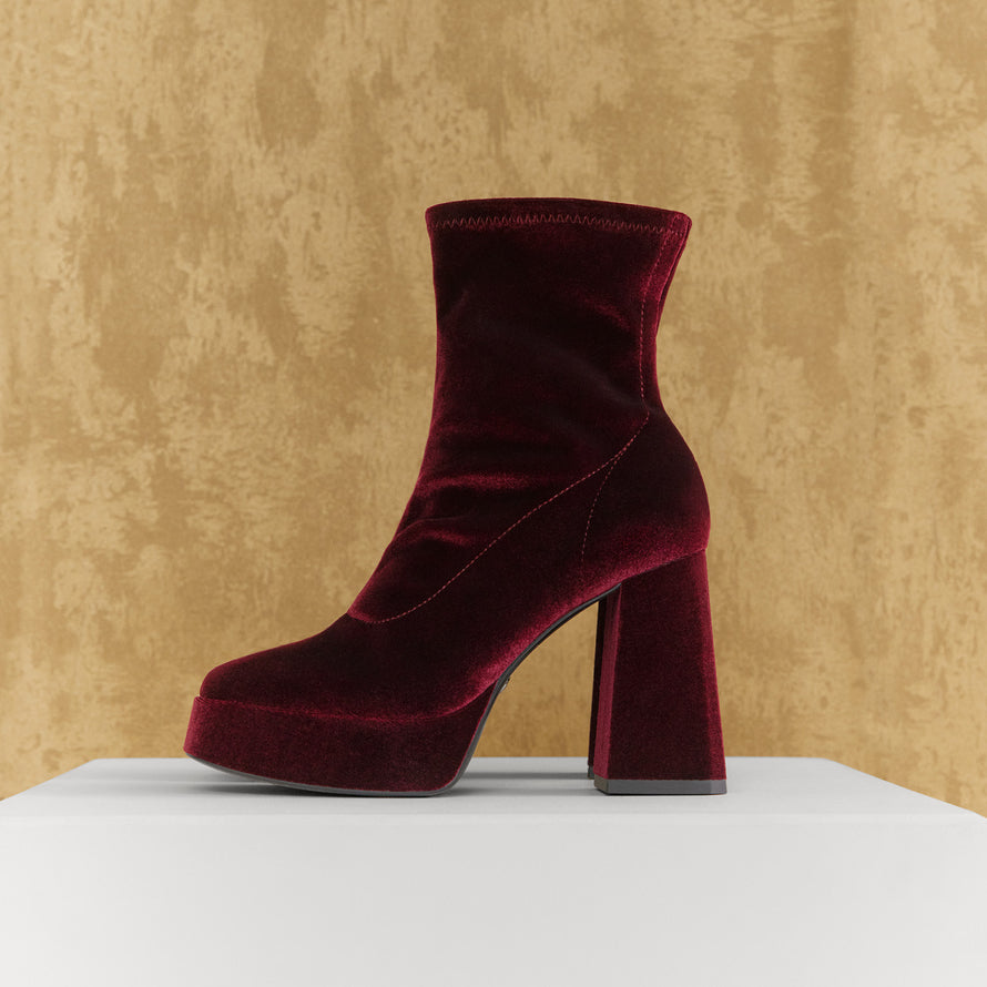 Ghete Cu Toc Alina Merlot